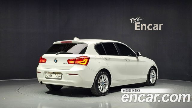 BMW 1-Series 2017 — photo 2