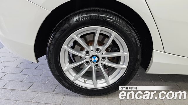 BMW 1-Series 2017 — photo 5