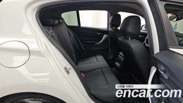 BMW 1-Series 2017 — photo 12