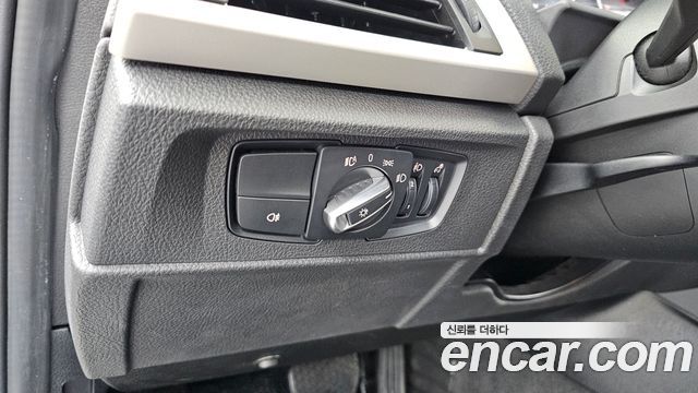 BMW 1-Series 2017 — photo 19