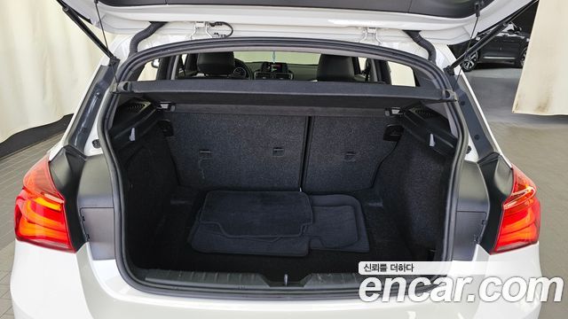 BMW 1-Series 2017 — photo 20