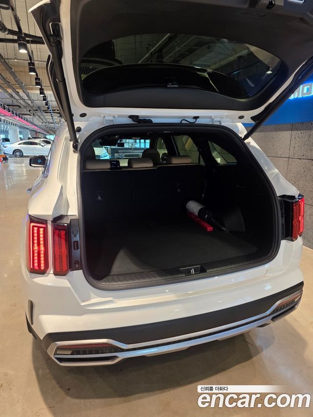 Kia Sorento 2023 — photo 7