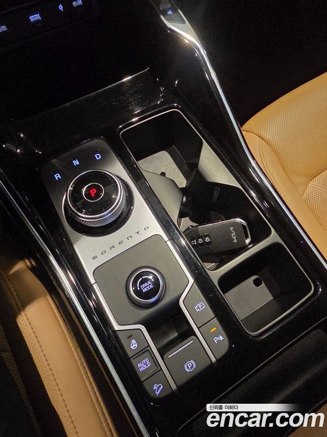 Kia Sorento 2023 — photo 12