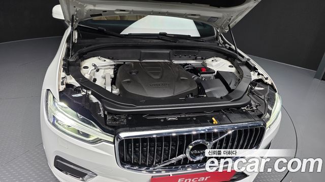 Volvo XC60 2019 — photo 6