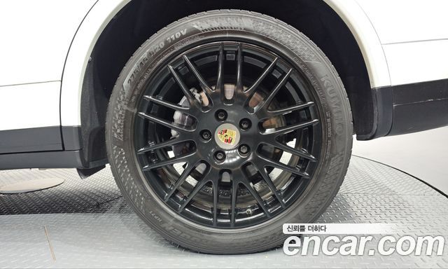 Porsche Cayenne 2017 — photo 7