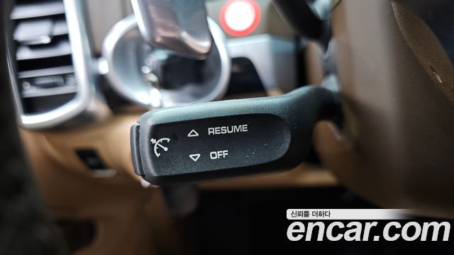Porsche Cayenne 2017 — photo 36
