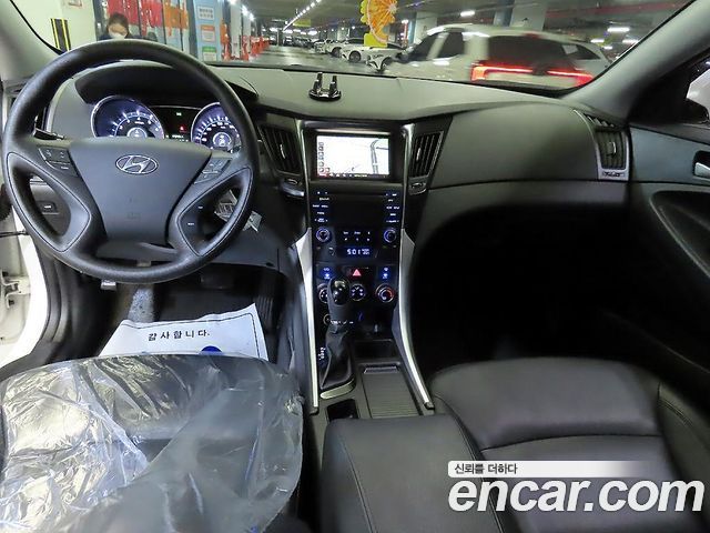 Hyundai Sonata 2013 — photo 10