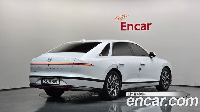 Hyundai Grandeur 2023 — photo 2