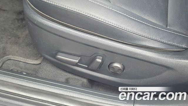 Kia K3 2023 — photo 24