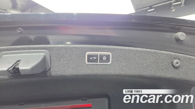 Genesis G80 2022 — photo 23