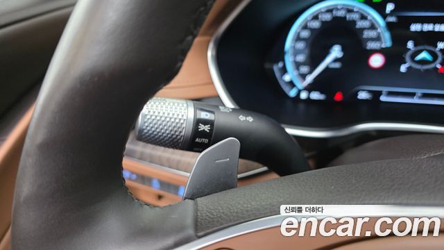 Genesis G80 2022 — photo 29