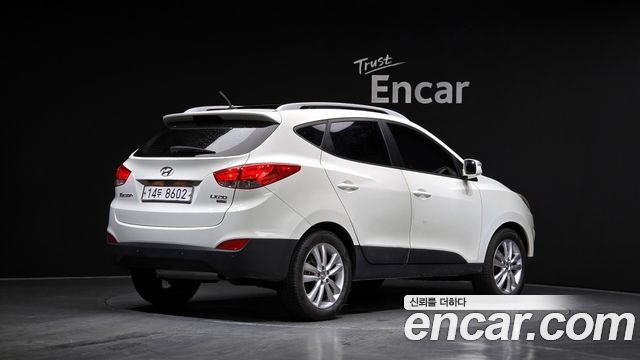 Hyundai Tucson 2010 — photo 2