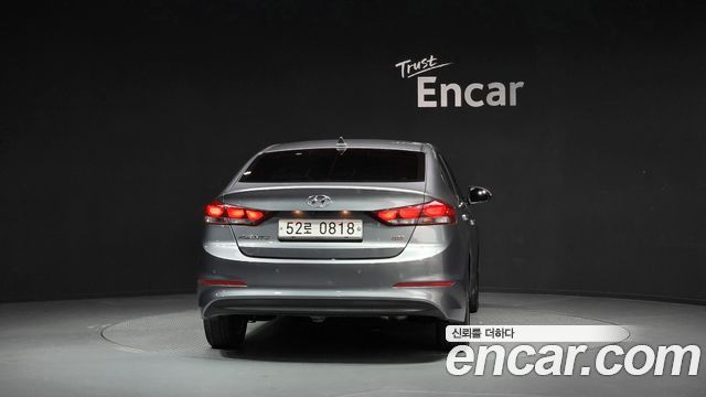 Hyundai AVANTE 2016 — photo 4