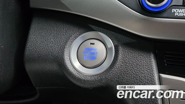 Hyundai AVANTE 2016 — photo 20