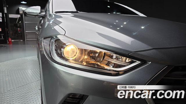 Hyundai AVANTE 2016 — photo 8