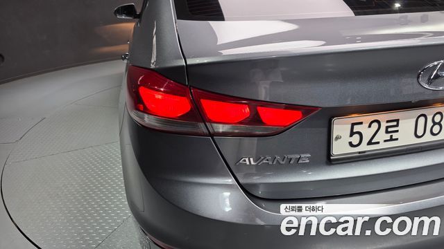 Hyundai AVANTE 2016 — photo 9
