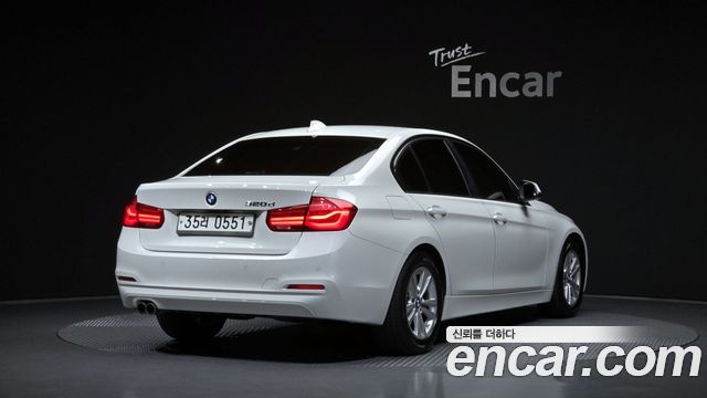 BMW 3-Series 2016 — photo 2