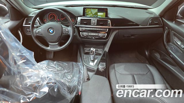 BMW 3-Series 2016 — photo 10