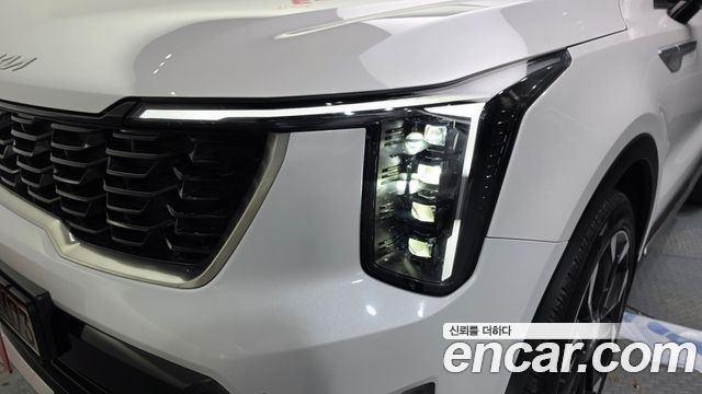 Kia Sorento 2024 — photo 8