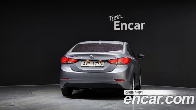 Hyundai AVANTE 2015 — photo 4