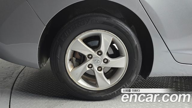 Hyundai AVANTE 2015 — photo 5