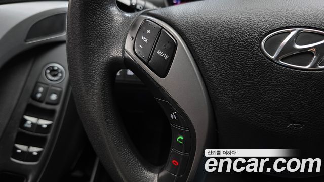 Hyundai AVANTE 2015 — photo 20