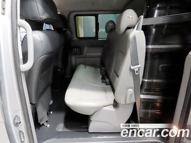 Hyundai Starex 2016 — photo 7
