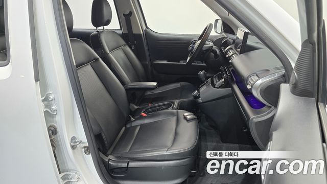 Hyundai Casper 2024 — photo 16