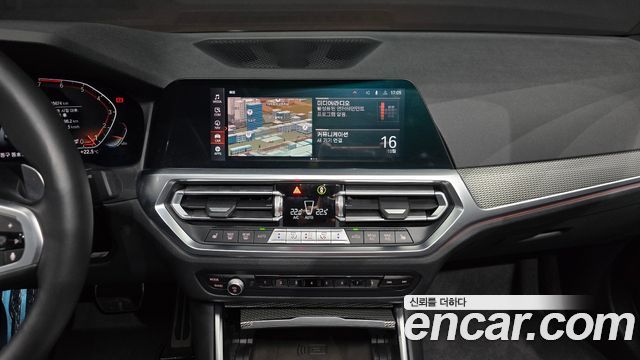BMW 3-Series 2021 — photo 19