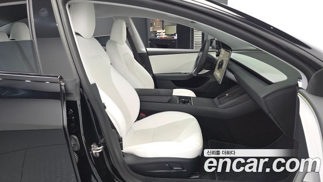 Tesla Model 3 2024 — photo 17
