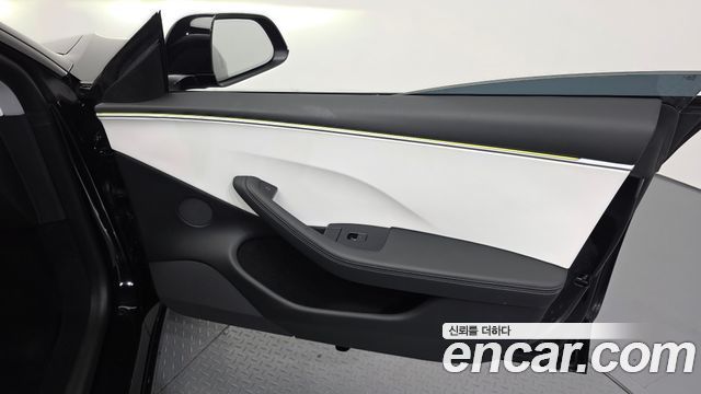 Tesla Model 3 2024 — photo 14