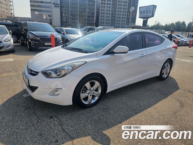 Hyundai AVANTE 2013 — photo 6