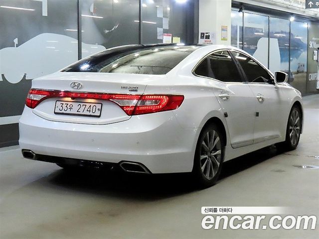 Hyundai Grandeur 2015 — photo 4