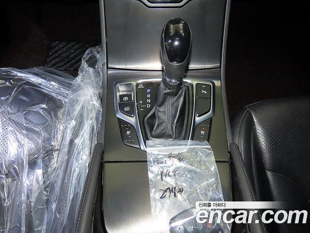 Hyundai Grandeur 2015 — photo 12