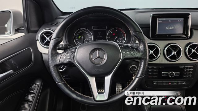 Mercedes-Benz B-Class 2013 — photo 13