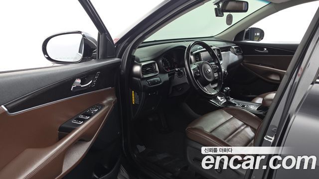 Kia Sorento 2016 — photo 13