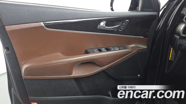 Kia Sorento 2016 — photo 14