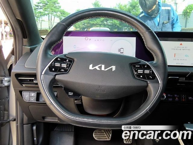 Kia EV6 2022 — photo 8