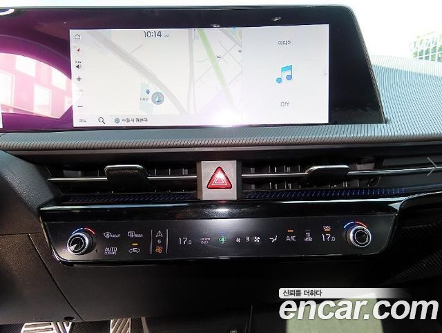 Kia EV6 2022 — photo 12