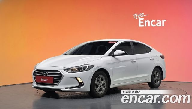 Hyundai AVANTE 2018 — photo 1