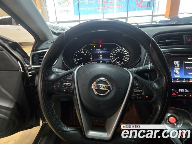 Nissan Maxima 2016 — photo 8