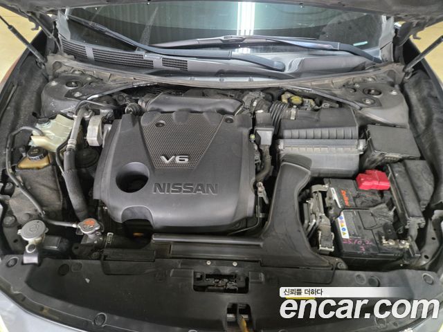 Nissan Maxima 2016 — photo 17