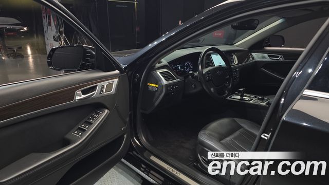 Genesis G80 2018 — photo 10