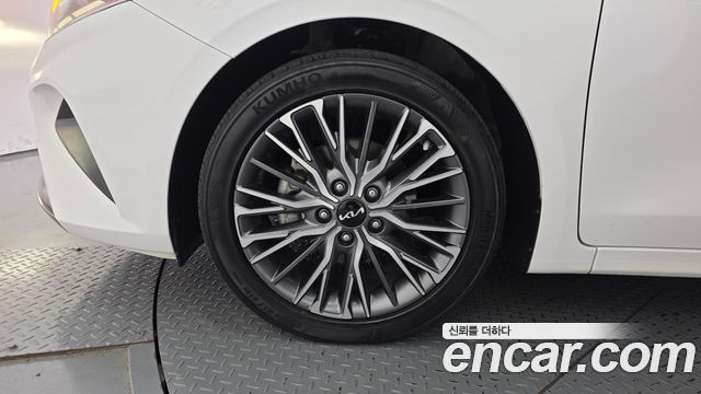 Kia K3 2022 — photo 5