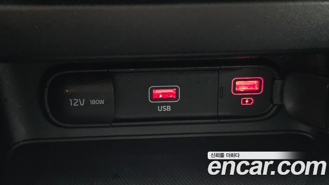 Kia K3 2022 — photo 28