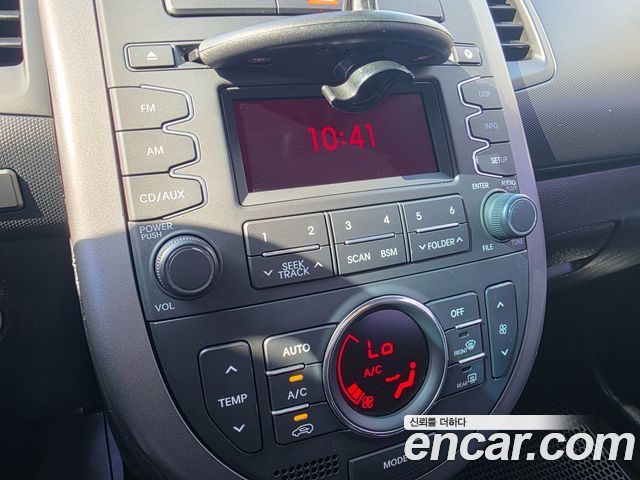 Kia Soul 2012 — photo 12