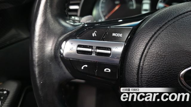 Kia K7 2020 — photo 29