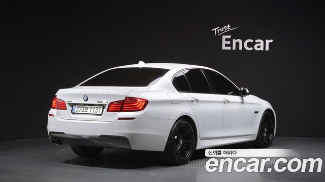 BMW 5-Series 2016 — photo 2