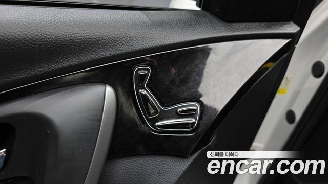 Hyundai Grandeur 2013 — photo 16
