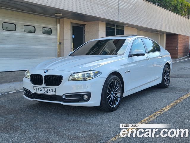 BMW 5-Series 2015 — photo 1